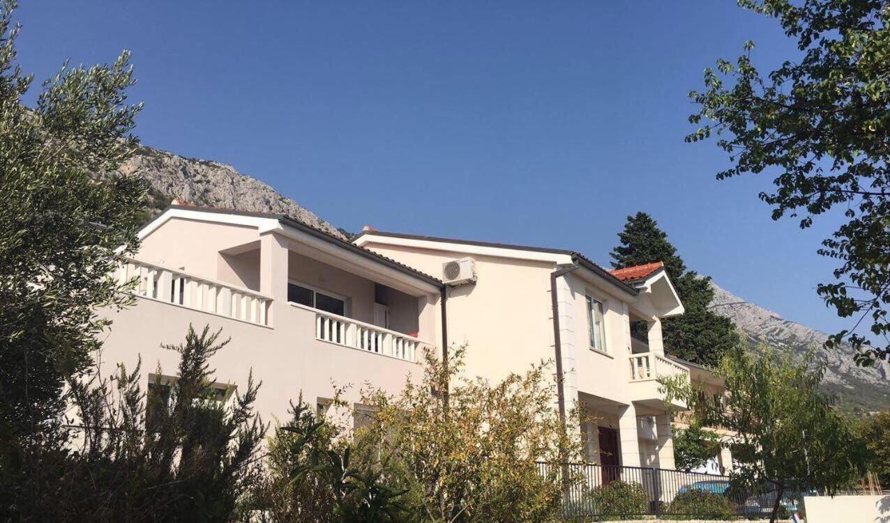 Studio Apartment Brela Exterior photo